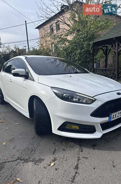 Хетчбек Ford Focus 2016 в Харкові
