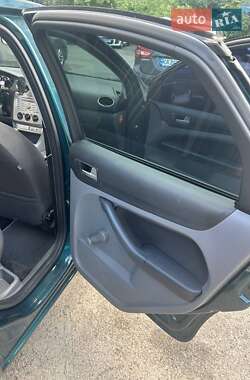 Седан Ford Focus 2008 в 