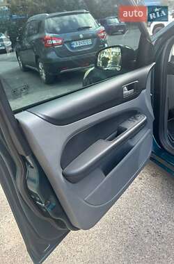 Седан Ford Focus 2008 в 