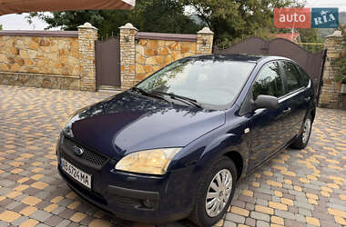 Хэтчбек Ford Focus 2006 в Каменском
