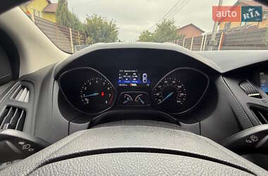 Седан Ford Focus 2017 в 
