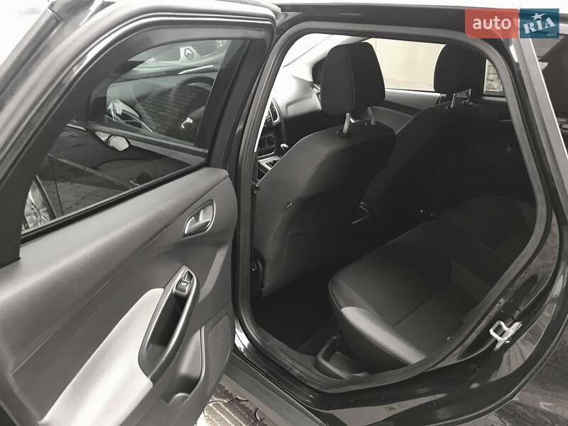 Универсал Ford Focus 2011 в Луцке