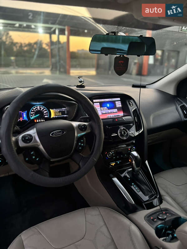 Хэтчбек Ford Focus 2013 в Виннице