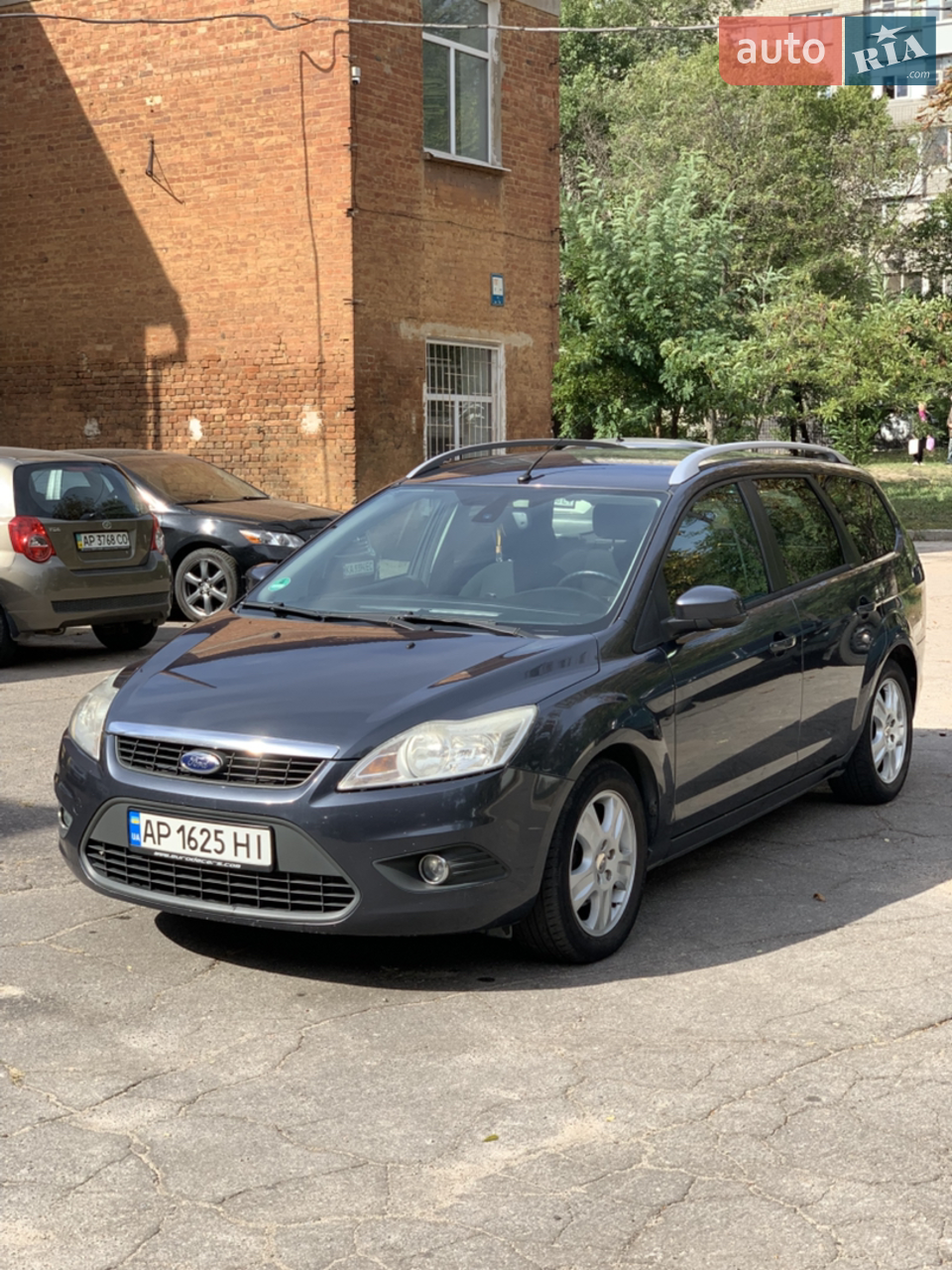 2010 Ford Focus - мініатюра 25