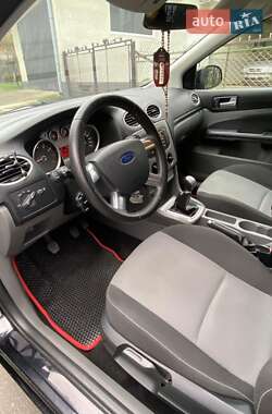 Универсал Ford Focus 2010 в 