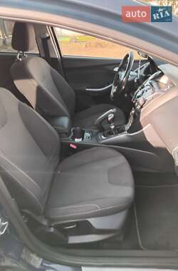 Универсал Ford Focus 2012 в 