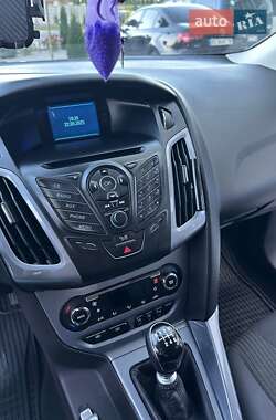 Универсал Ford Focus 2012 в 