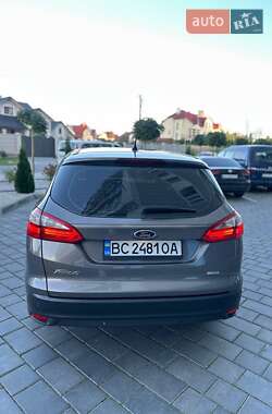 Универсал Ford Focus 2012 в 