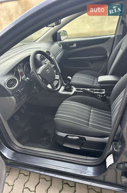 Универсал Ford Focus 2010 в 