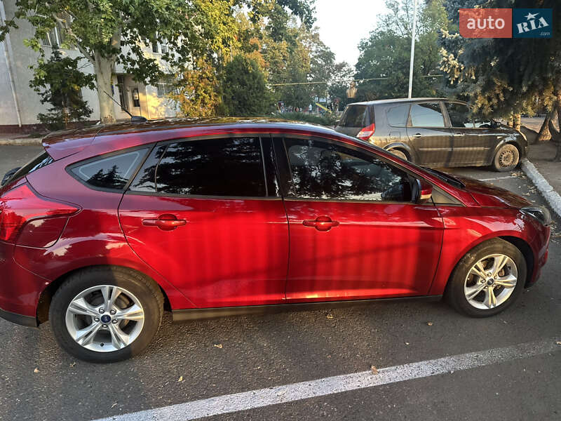 Хэтчбек Ford Focus 2013 в Беляевке