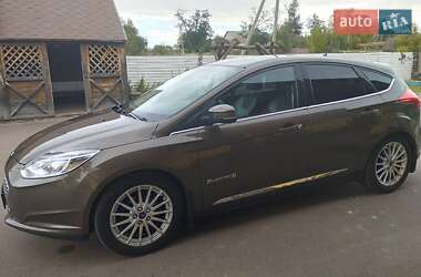 Хэтчбек Ford Focus 2018 в 