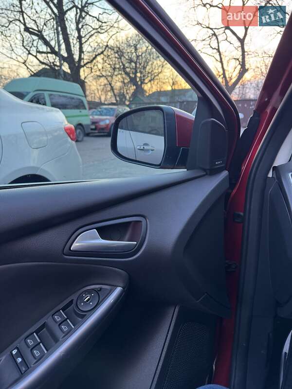 Хэтчбек Ford Focus 2011 в Чубинском фото 9 Хэтчбек Ford Focus 2011 в Чубинском