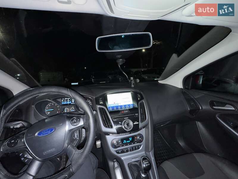 Хэтчбек Ford Focus 2011 в Чубинском фото 11 Хэтчбек Ford Focus 2011 в Чубинском