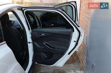 Седан Ford Focus 2012 в 