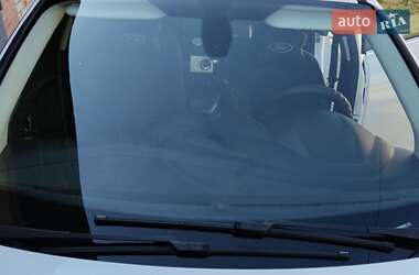 Седан Ford Focus 2012 в 