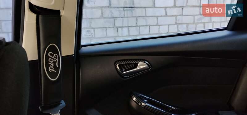 Седан Ford Focus 2012 в Полтаве