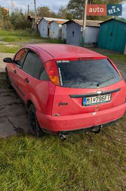 Хэтчбек Ford Focus 2003 в 