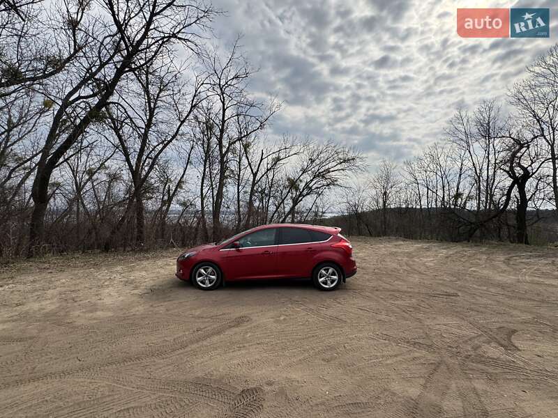 Хэтчбек Ford Focus 2011 в Чубинском фото 33 Хэтчбек Ford Focus 2011 в Чубинском