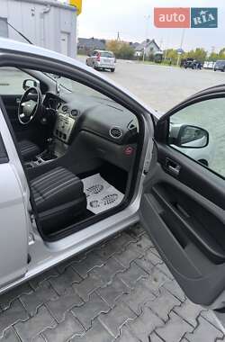 Хетчбек Ford Focus 2009 в 
