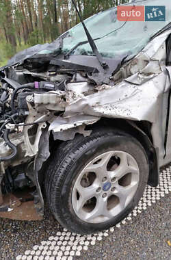 Седан Ford Focus 2011 в 