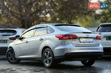 Седан Ford Focus 2017 в 