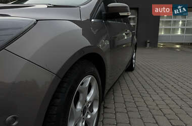Универсал Ford Focus 2012 в 
