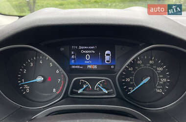 Хэтчбек Ford Focus 2015 в 