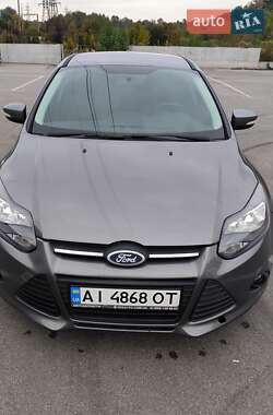 Хетчбек Ford Focus 2013 в 