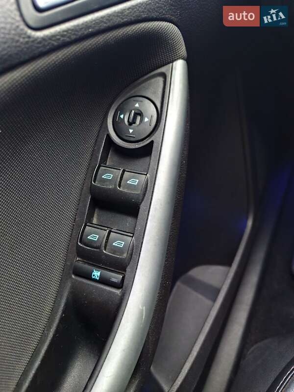 Хэтчбек Ford Focus 2013 в Ирпене