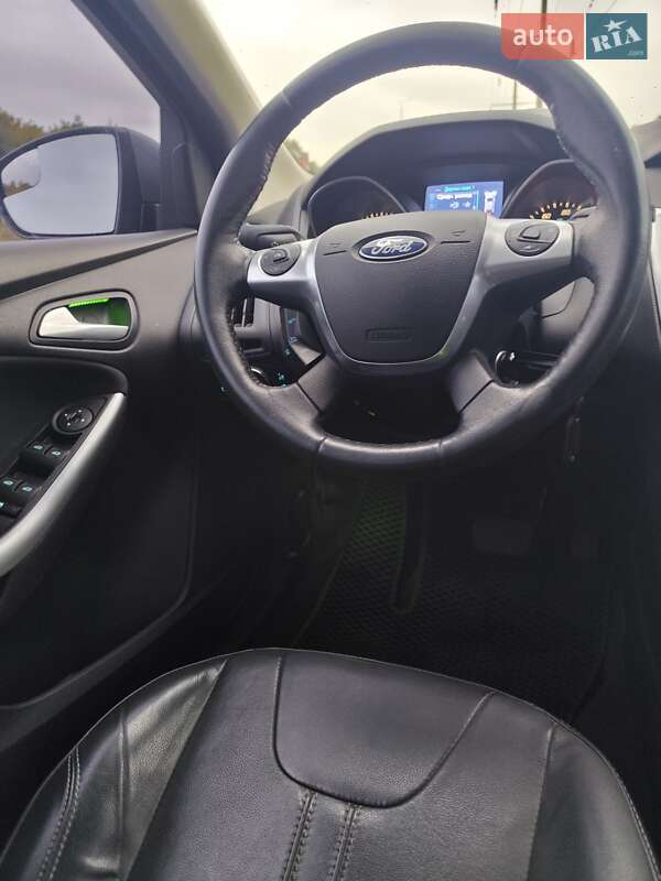 Хэтчбек Ford Focus 2013 в Ирпене