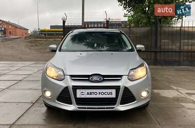 Хэтчбек Ford Focus 2013 в 