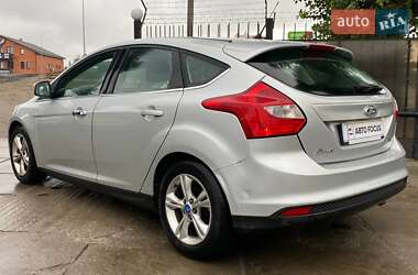 Хэтчбек Ford Focus 2013 в 
