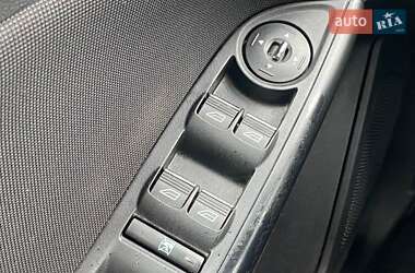 Хэтчбек Ford Focus 2013 в 