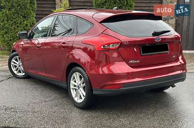 Хэтчбек Ford Focus 2016 в 