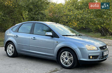Хэтчбек Ford Focus 2007 в 