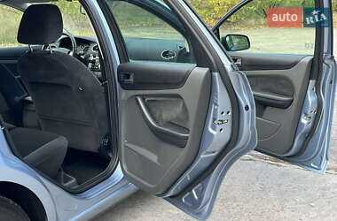 Хэтчбек Ford Focus 2007 в 
