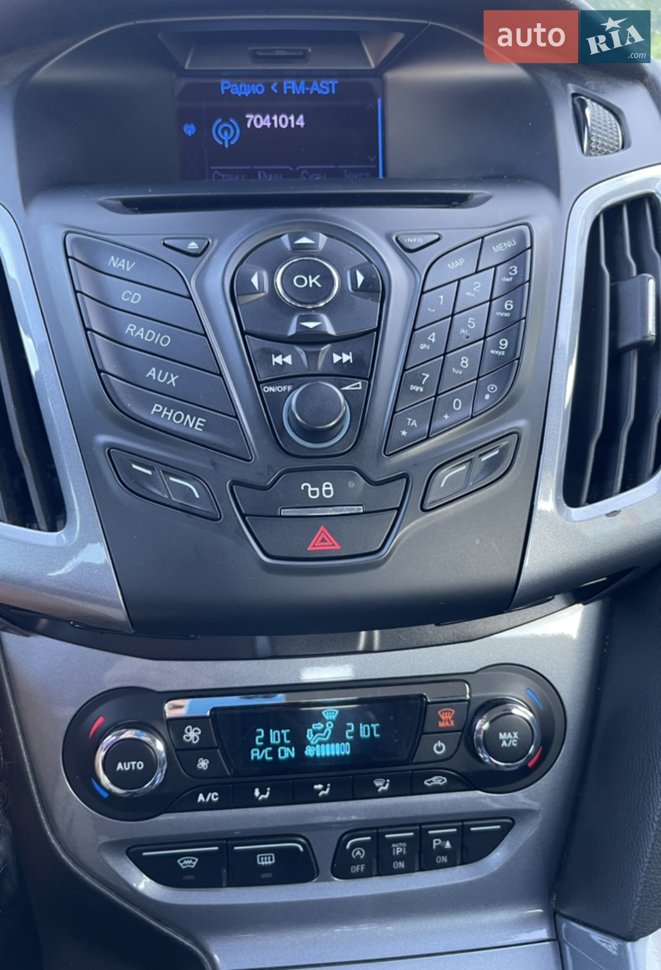 2012 Ford Focus - мініатюра 37