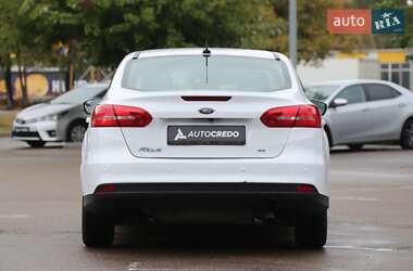 Седан Ford Focus 2016 в 