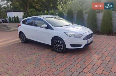 Хэтчбек Ford Focus 2015 в 