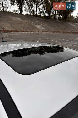Седан Ford Focus 2012 в 