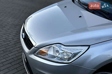 Седан Ford Focus 2009 в 