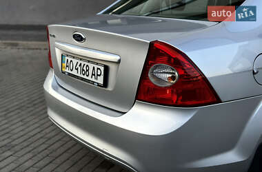 Седан Ford Focus 2009 в 