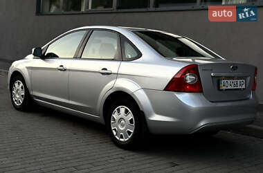 Седан Ford Focus 2009 в 