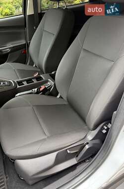 Хэтчбек Ford Focus 2015 в 
