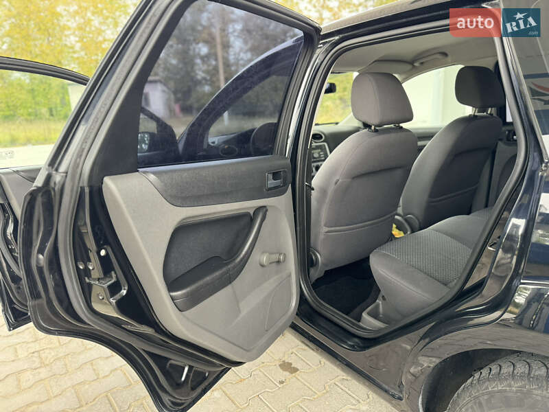 Универсал Ford Focus 2005 в Сокирянах