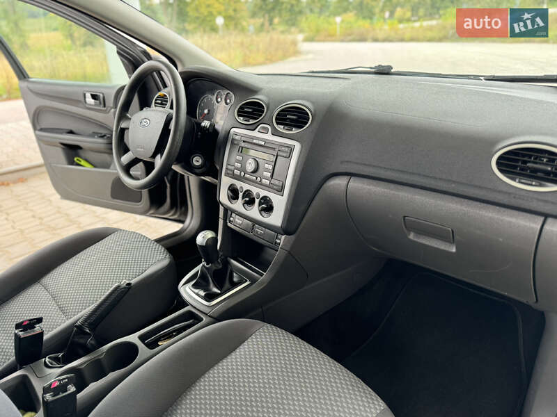 Универсал Ford Focus 2005 в Сокирянах