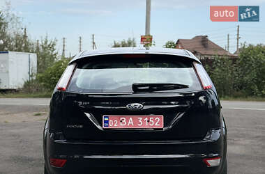 Хэтчбек Ford Focus 2009 в 