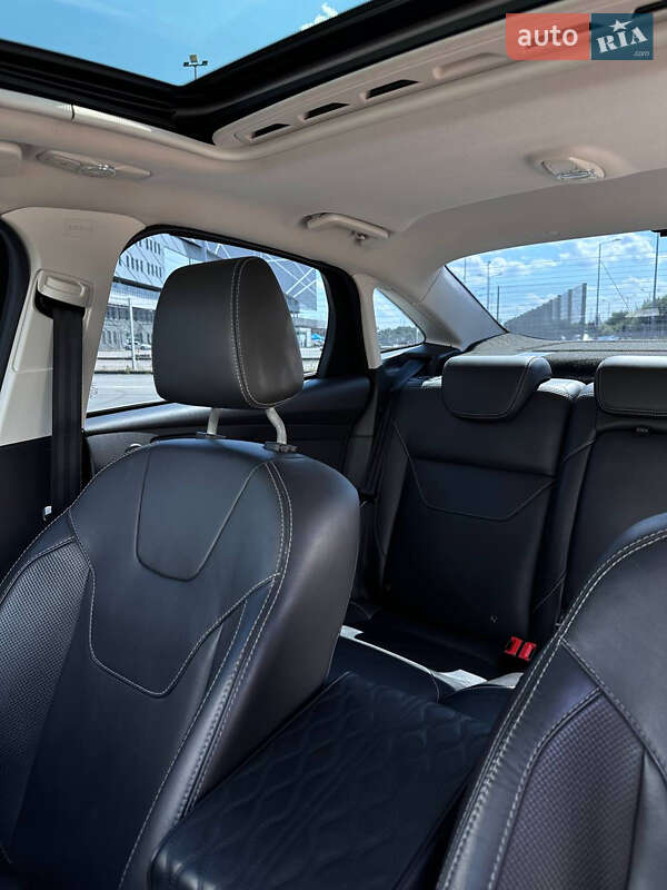 Седан Ford Focus 2015 в Львове