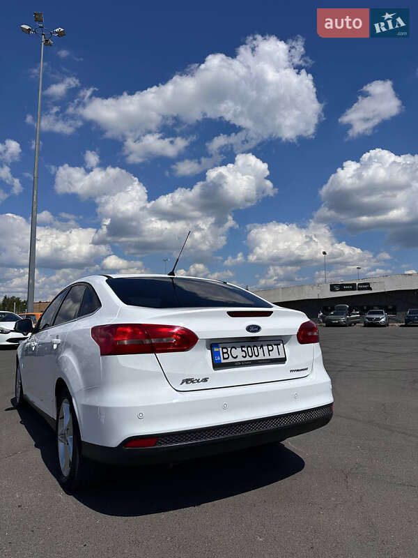 Седан Ford Focus 2015 в Львове