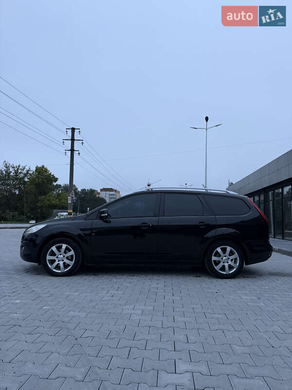 Универсал Ford Focus 2009 в Каменец-Подольском